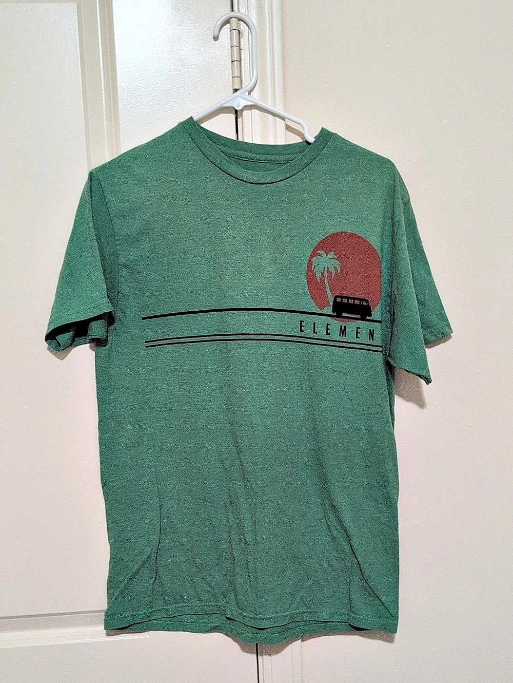 Element Short Sleeve Graphic Tee in Green Size Medium